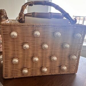 BTB Los Angeles Chloe straw summer bag